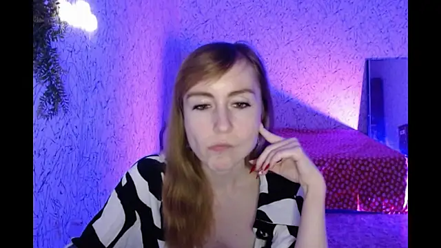 Athena Richards online show from December 2024 04:04:01 PM