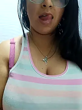  Angelinaandrade  online show from February 2026 12:12:01 AM