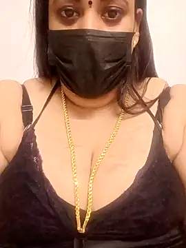 Snapshot of ashikaa_r chatting on January 2025 08:43:02 PM ashikaa r online show from January 2025 08:43:02 PM