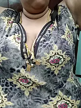 Snapshot of ashikaa_r chatting on March 2025 09:10:02 PM ashikaa r online show from March 2025 09:10:02 PM