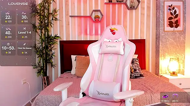 miah connor online show from February 2025 02:37:01 AM