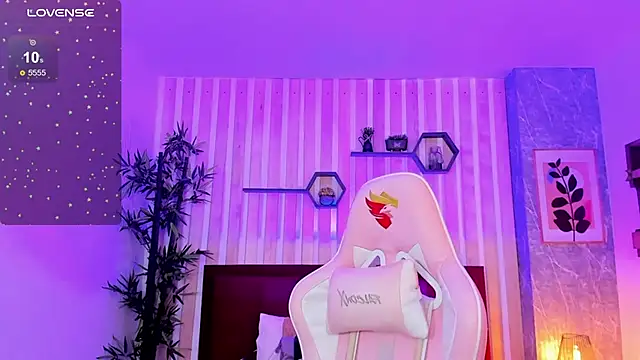 miah connor online show from February 2025 03:34:02 AM