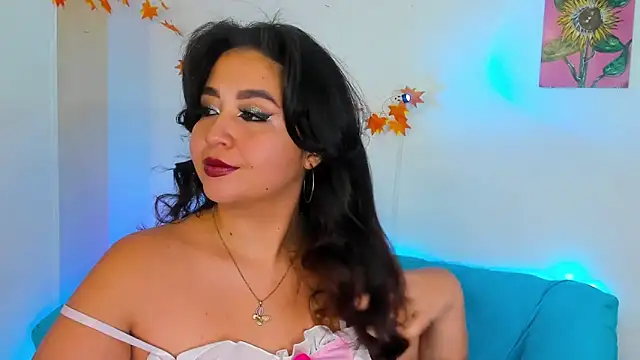 LiahDiaz online show from December 2024 08:49:01 PM