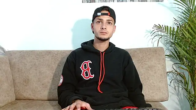 Snapshot of Jeffstyle18 chatting on October 2025 07:56:02 PM Jeffstyle18 online show from October 2025 07:56:02 PM