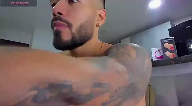 Alexander Martines online show from January 2025 03:39:02 AM