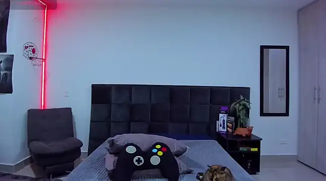 Alexander Martines online show from March 2025 01:42:02 AM