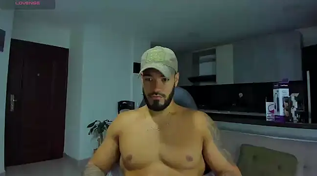 Alexander Martines online show from March 2025 11:16:01 PM