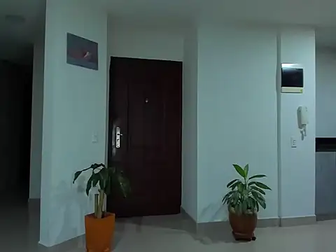 Alexander Martines online show from September 2025 01:06:01 AM