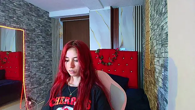 Snapshot of mildre303av chatting on November 2025 07:35:01 PM mildre303av online show from November 2025 07:35:01 PM