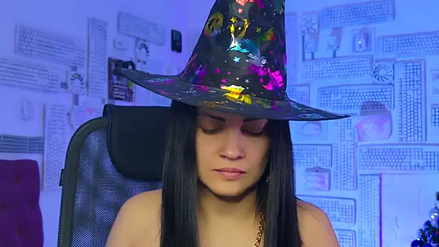 KarolinaRobinson online show from December 2024 02:47:02 PM