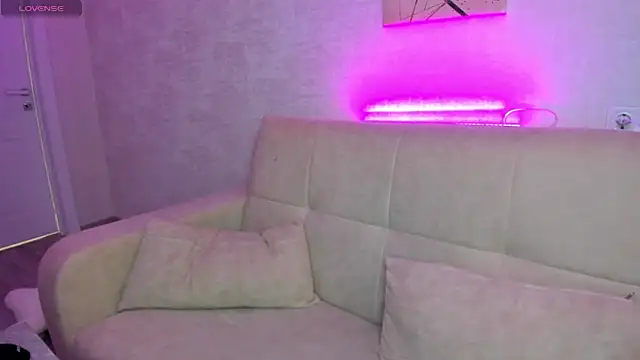 Stacey Brown online show from December 2024 04:49:02 AM