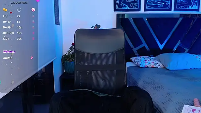 Snapshot of The_queen_of_pleasure chatting on February 2025 12:32:02 AM The queen of pleasure online show from February 2025 12:32:02 AM