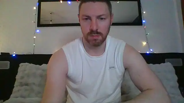 Snapshot of Fit4fun24 chatting on February 2025 11:16:02 PM Fit4fun24 online show from February 2025 11:16:02 PM