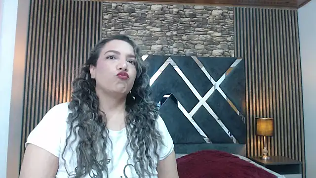 marie hss online show from October 2025 07:45:02 PM