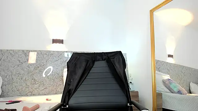 Saraycum online show from December 2024 11:29:02 PM