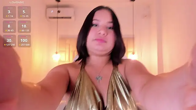 HannaKarson online show from December 2024 02:50:02 PM