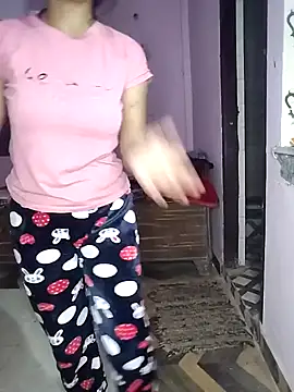 Snapshot of Bittu-rani chatting on December 2024 03:47:01 PM Bittu-rani online show from December 2024 03:47:01 PM