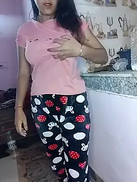 Snapshot of Bittu-rani chatting on December 2024 07:21:01 AM Bittu-rani online show from December 2024 07:21:01 AM