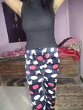 Snapshot of Bittu-rani chatting on December 2024 03:33:02 PM Bittu-rani online show from December 2024 03:33:02 PM