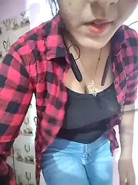 Snapshot of Bittu-rani chatting on December 2024 07:01:01 AM Bittu-rani online show from December 2024 07:01:01 AM