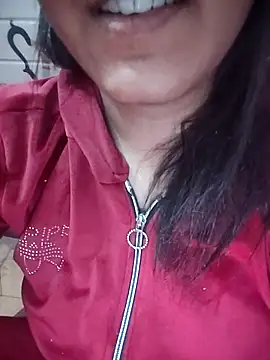 Snapshot of Bittu-rani chatting on February 2025 06:33:01 AM Bittu-rani online show from February 2025 06:33:01 AM