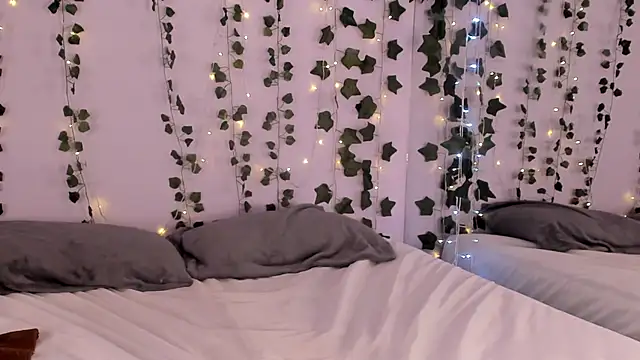 Snapshot of Natasha_Nasty2 chatting on January 2025 02:24:02 AM Natasha Nasty2 online show from January 2025 02:24:02 AM