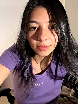 Liissa cute  online show from October 2025 06:49:01 PM