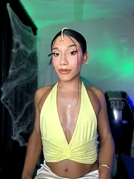 Emaa- online show from October 2025 11:18:01 PM