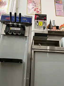 andii-1 online show from February 2025 05:04:02 AM