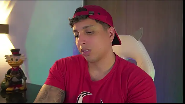 Snapshot of appolo_allen chatting on October 2025 05:44:02 AM appolo allen online show from October 2025 05:44:02 AM