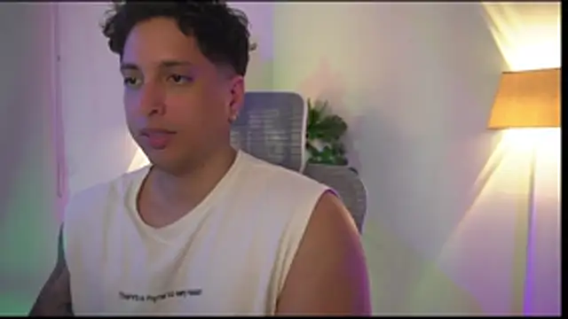 Snapshot of appolo_allen chatting on November 2025 03:05:01 AM appolo allen online show from November 2025 03:05:01 AM