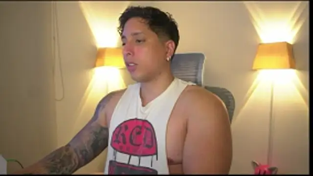 Snapshot of appolo_allen chatting on November 2025 11:43:02 PM appolo allen online show from November 2025 11:43:02 PM