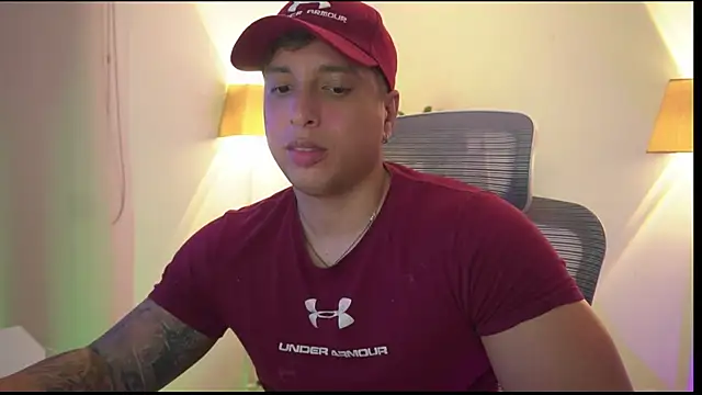 Snapshot of appolo_allen chatting on November 2025 03:28:01 AM appolo allen online show from November 2025 03:28:01 AM