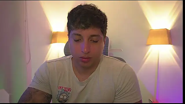 Snapshot of appolo_allen chatting on November 2025 04:04:01 AM appolo allen online show from November 2025 04:04:01 AM