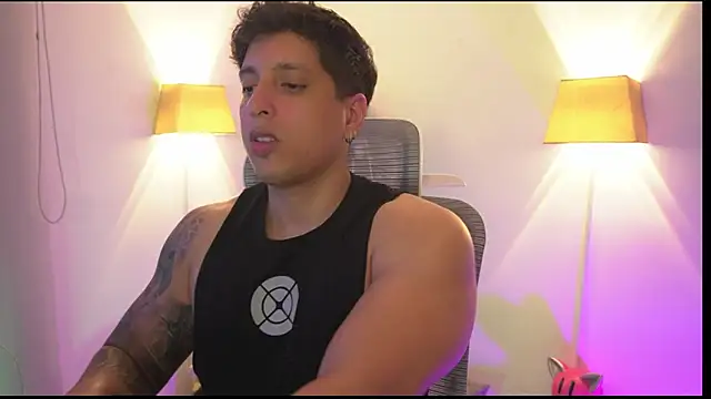 Snapshot of appolo_allen chatting on December 2025 05:26:01 AM appolo allen online show from December 2025 05:26:01 AM