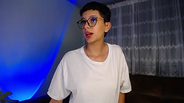 peyton golden1 online show from January 2025 05:25:02 AM