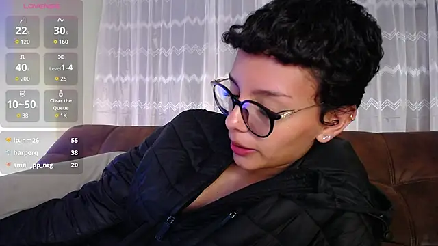 peyton golden1 online show from February 2025 10:17:02 AM