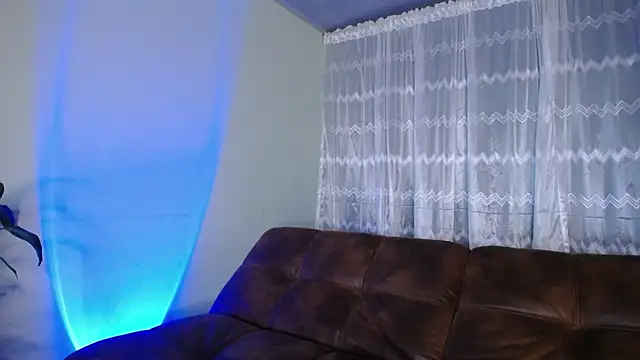 peyton golden1 online show from March 2025 01:02:02 AM