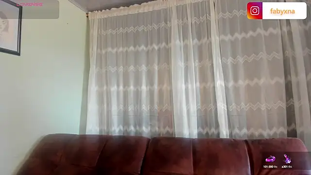 peyton golden1 online show from September 2025 09:58:01 PM