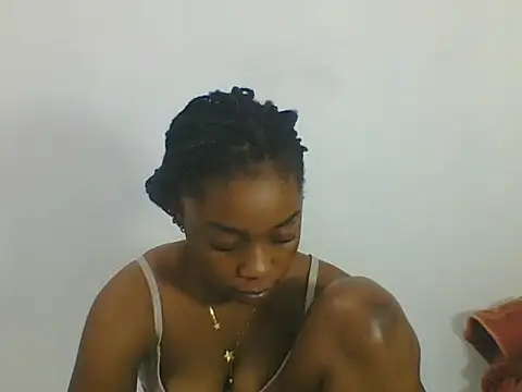 PrettyPrincess14 online show from March 2025 03:49:02 PM