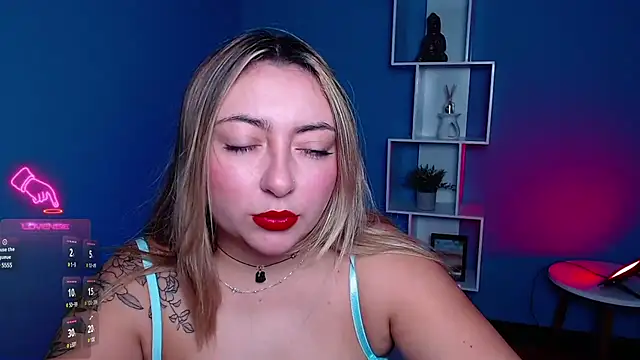 miaawild online show from December 2024 12:33:01 PM