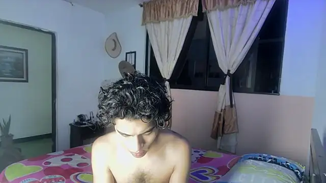 sweet tippot online show from December 2024 03:11:02 AM