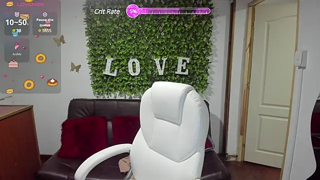 Snapshot of Enma__clark chatting on December 2024 03:19:02 AM Enma clark online show from December 2024 03:19:02 AM