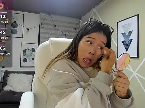 Snapshot of Enma__clark chatting on October 2025 08:41:02 PM Enma clark online show from October 2025 08:41:02 PM