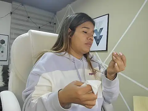 Snapshot of Enma__clark chatting on October 2025 04:09:01 AM Enma clark online show from October 2025 04:09:01 AM