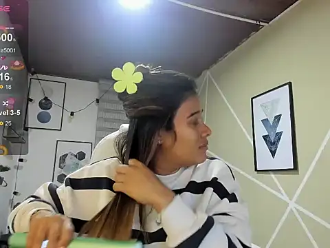 Snapshot of Enma__clark chatting on October 2025 04:05:01 AM Enma clark online show from October 2025 04:05:01 AM