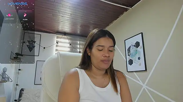 Enma  clark online show from June 2026 05:11:02 PM