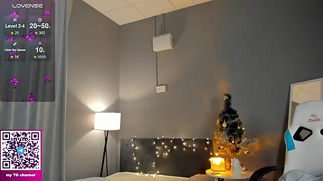 Snapshot of Vanessa_Walters chatting on December 2024 06:14:01 AM Vanessa Walters online show from December 2024 06:14:01 AM