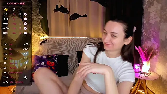 Snapshot of annacooleman chatting on October 2025 02:13:01 AM annacooleman online show from October 2025 02:13:01 AM