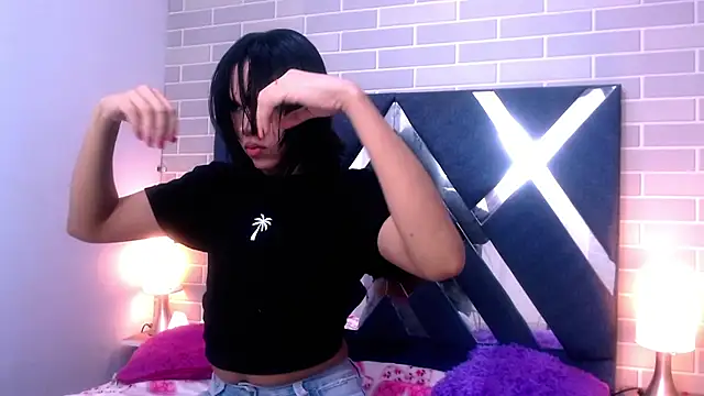 AndreaGil  online show from February 2025 11:53:01 AM